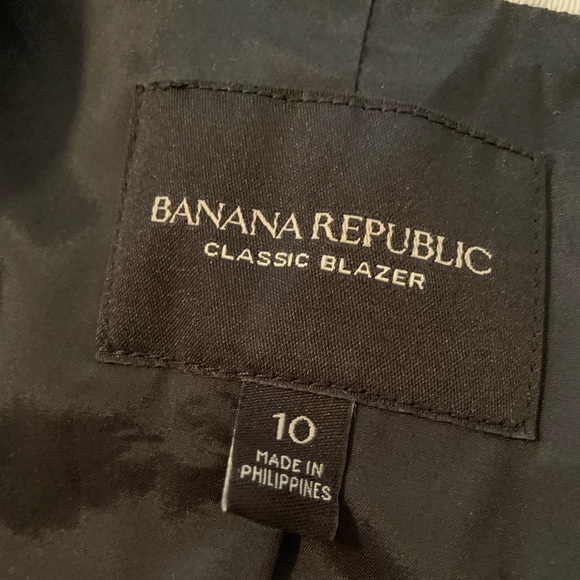 Banana Republic Classic Blazer - Picture 4 of 4